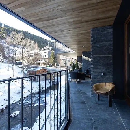 Isard Homes By Select *