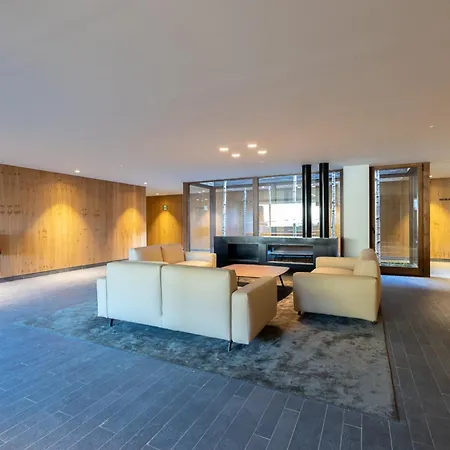 Isard Homes By Select Apartment